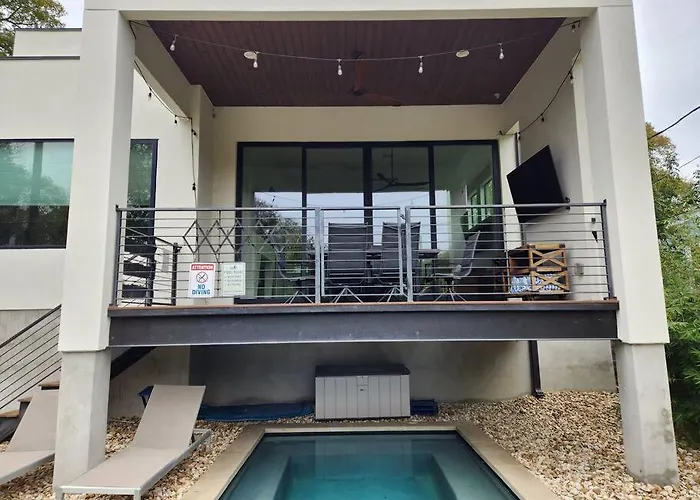 Central Contemporary W/ Pool And Spa Austin